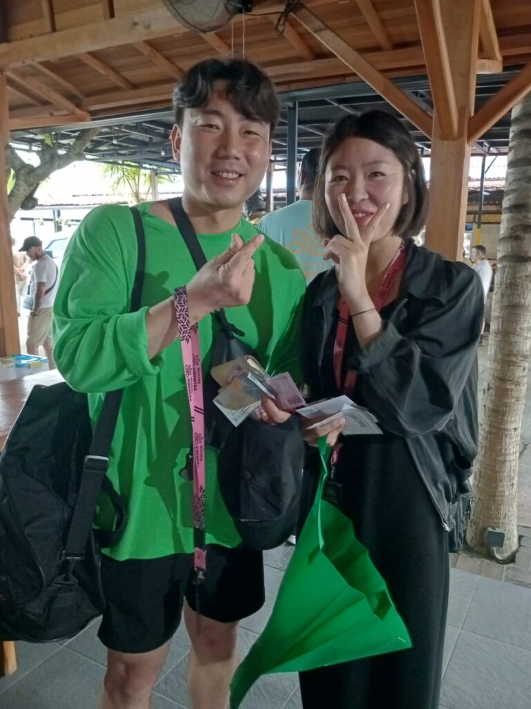 Gili Trawangan transfer, Wahana fast boat, Bali to Gili Trawangan, private car drop-off Bali, Padang Bai harbour transfer, The Sun of Granary Resort, fast boat booking Indonesia, Bali hotel transfers, professional travel service Bali, Gili Trawangan return trip.